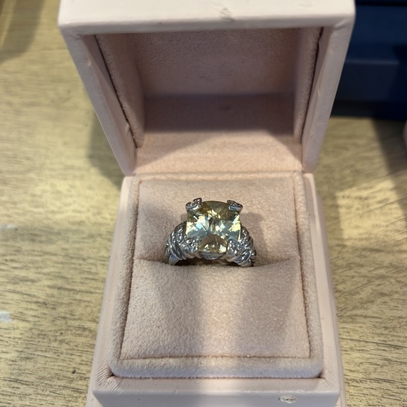 Judith Ripka ring - Picture 3 of 10